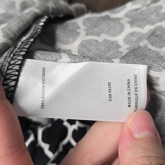 Cleo Size 12 Petite Black and White Patterned Midi Dress - Picture 8 of 10